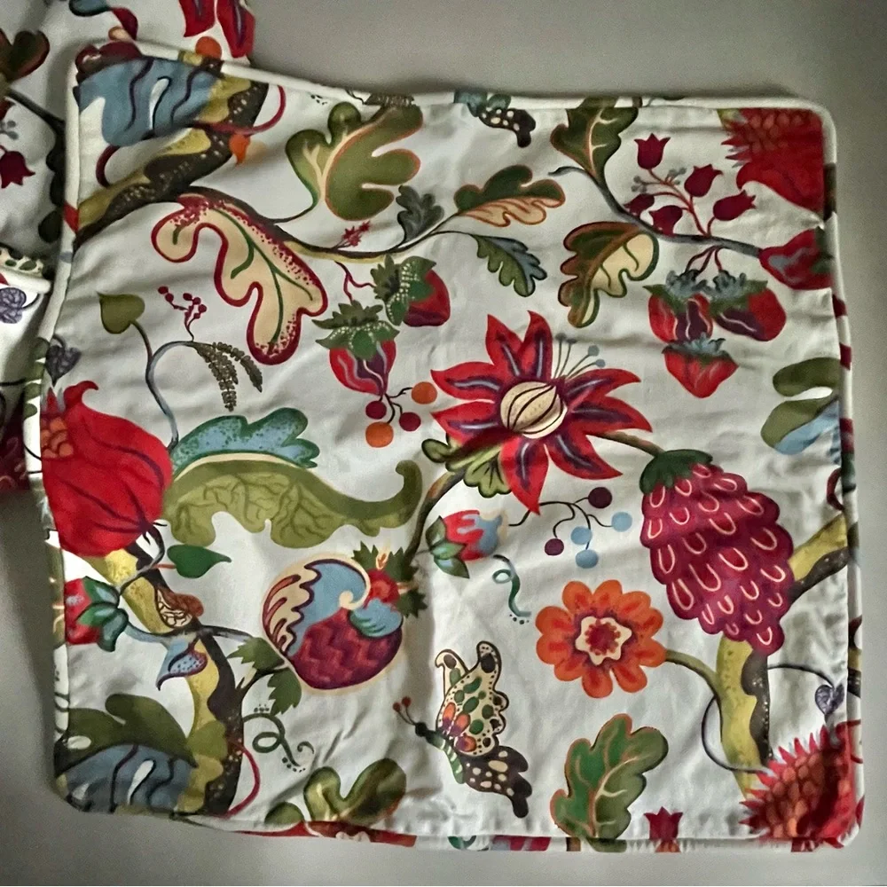 Pottery Barn Serafina Duvet - Picture 8 of 9